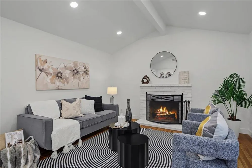 5237 Tomahawk Drive San Jose, CA 95136