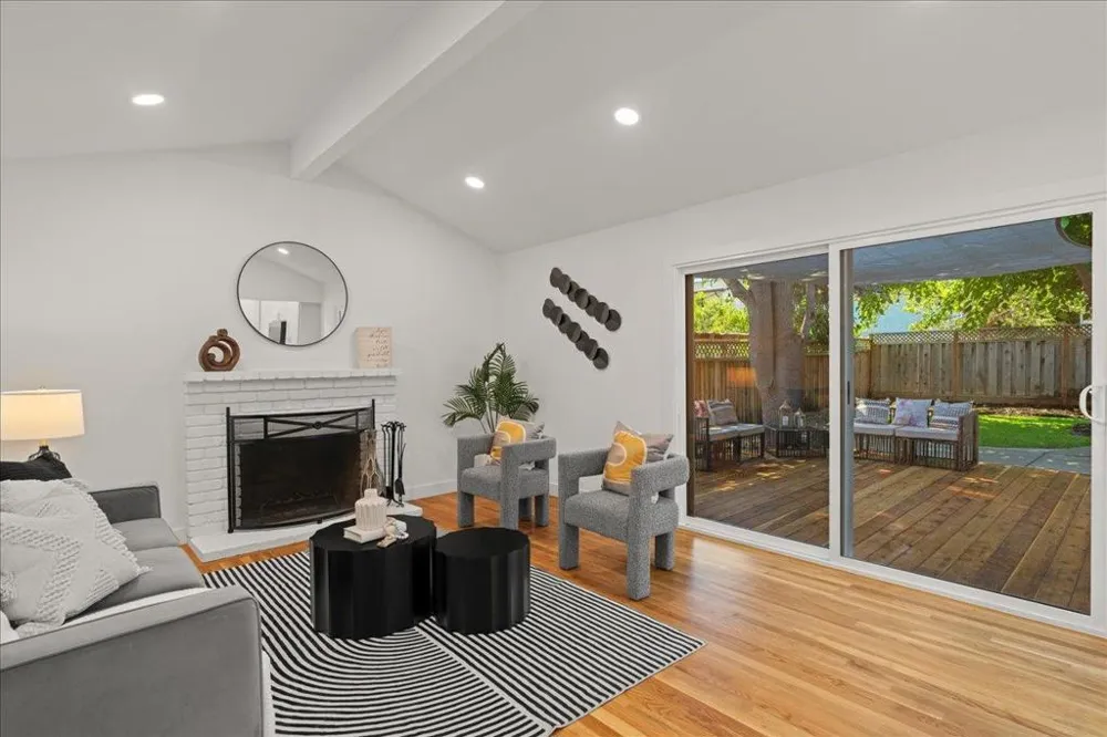 5237 Tomahawk Drive San Jose, CA 95136