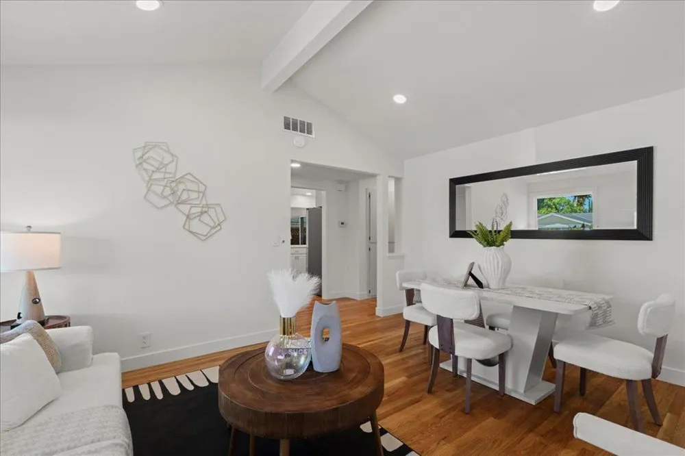 5237 Tomahawk Drive San Jose, CA 95136