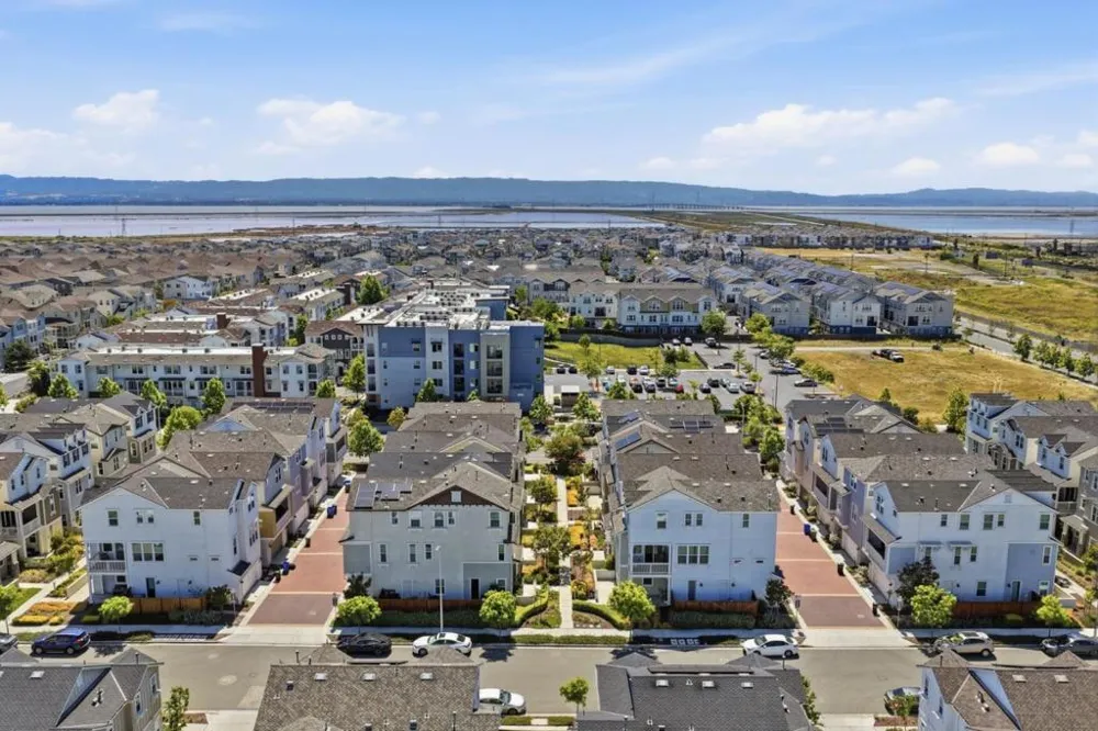 37517 Bay Crest Road Newark, CA 94560