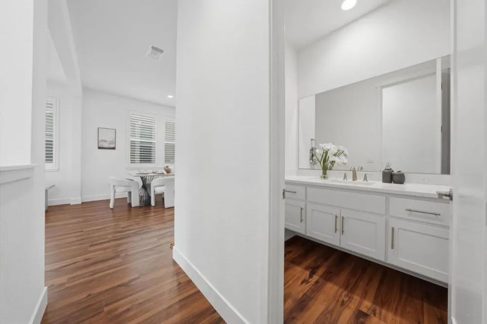 37517 Bay Crest Road Newark, CA 94560