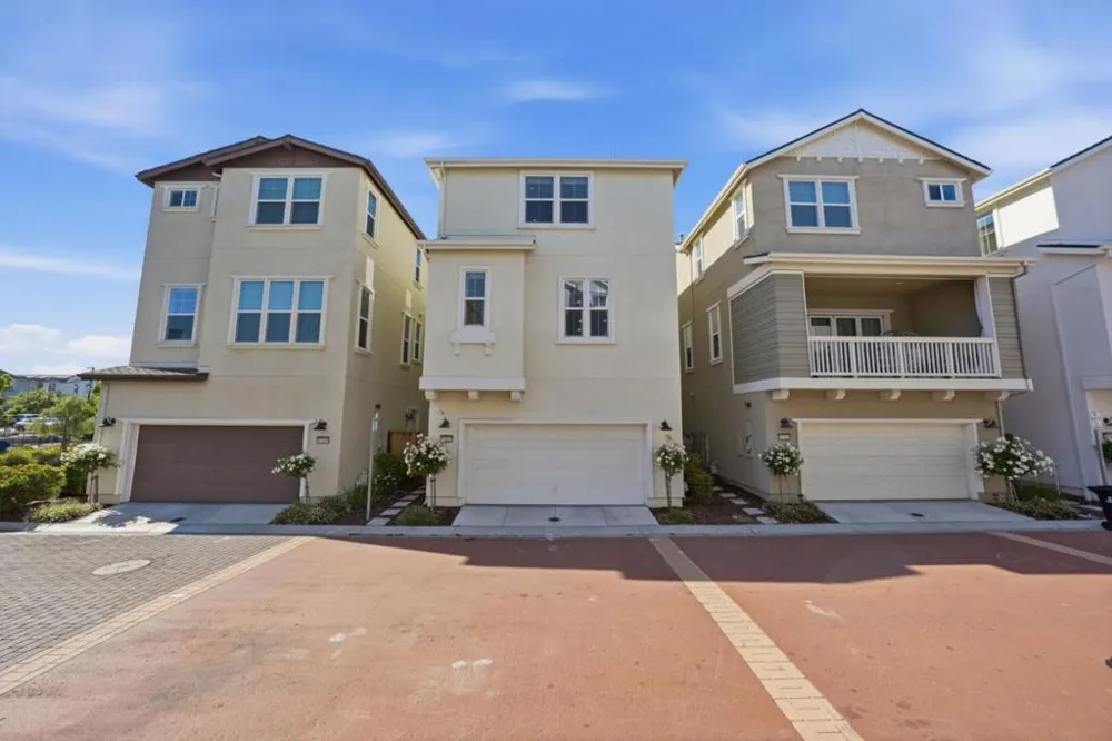37517 Bay Crest Road Newark, CA 94560