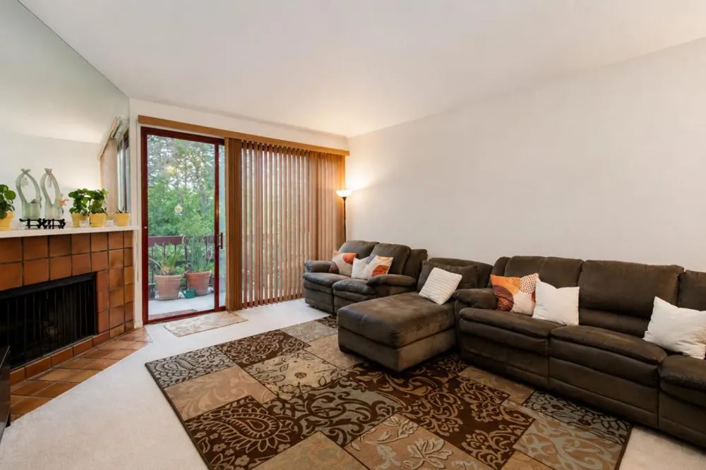 25912 Hayward Boulevard #215 Hayward, CA 94542