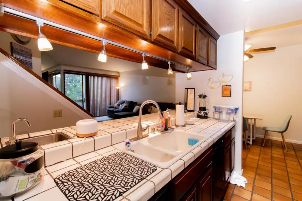 25912 Hayward Boulevard #215 Hayward, CA 94542