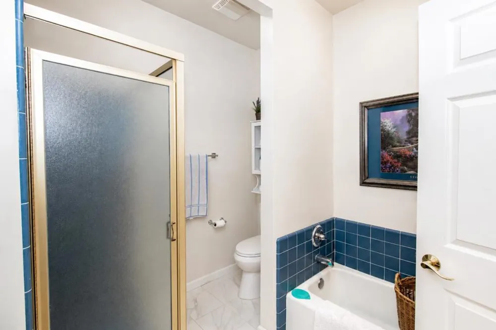 25912 Hayward Boulevard #215 Hayward, CA 94542
