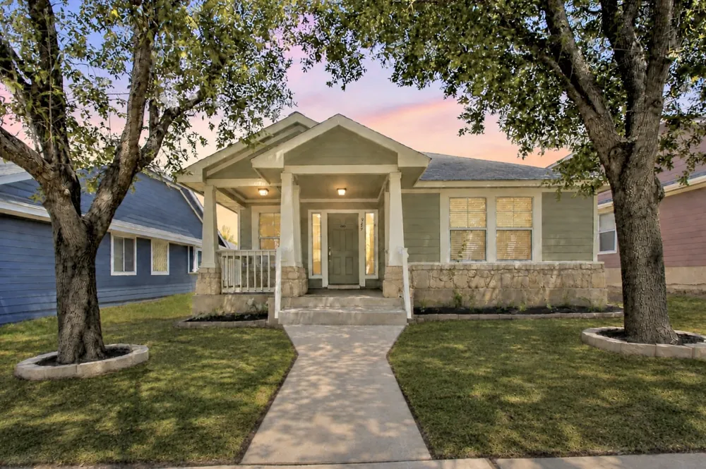 945 King Cotton Lane Round Rock, TX 78664