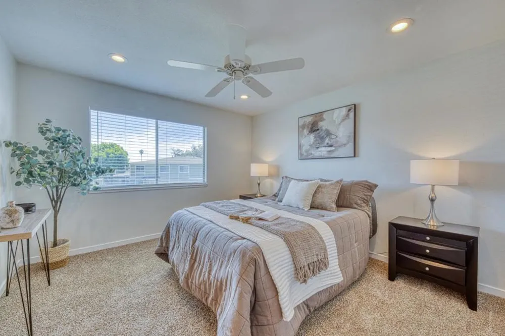 1889 Cherokee Drive #4 Salinas, CA 93906