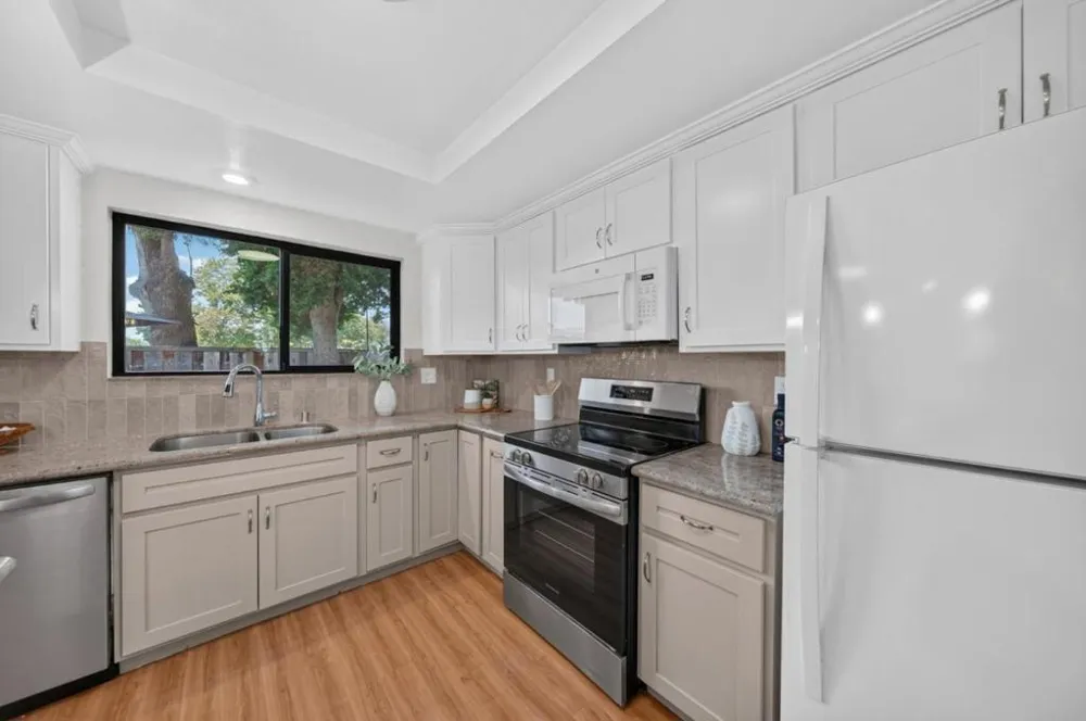 1205 Sierra Village Way San Jose, CA 95132