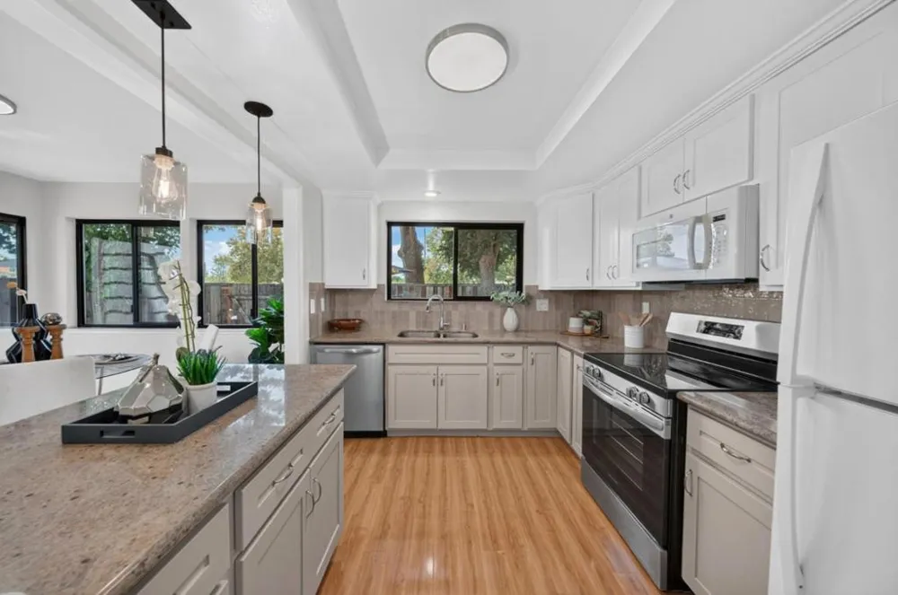 1205 Sierra Village Way San Jose, CA 95132