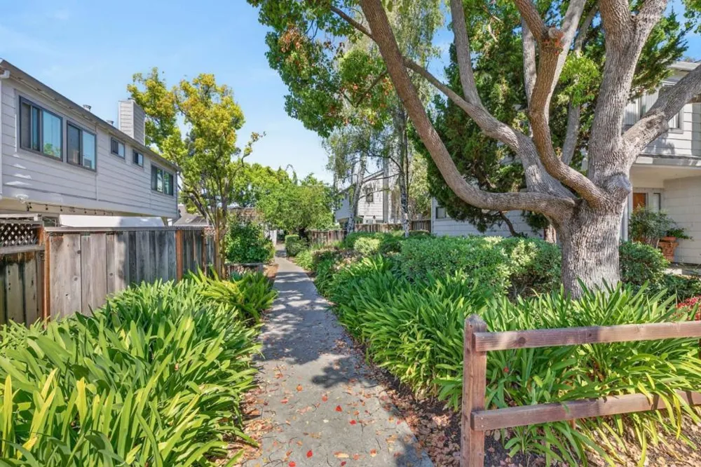 1205 Sierra Village Way San Jose, CA 95132