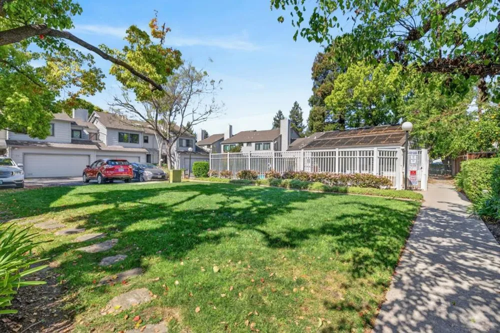 1205 Sierra Village Way San Jose, CA 95132