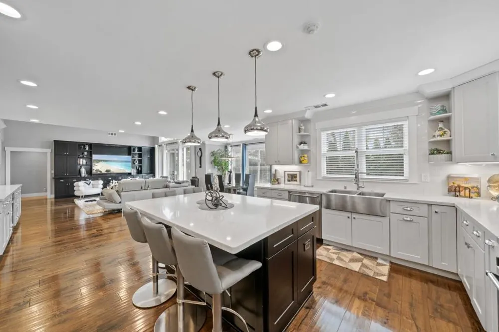 1052 Mcbain Avenue Campbell, CA 95008