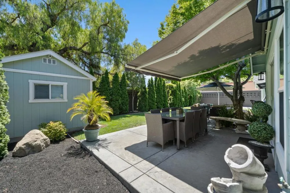 1052 Mcbain Avenue Campbell, CA 95008