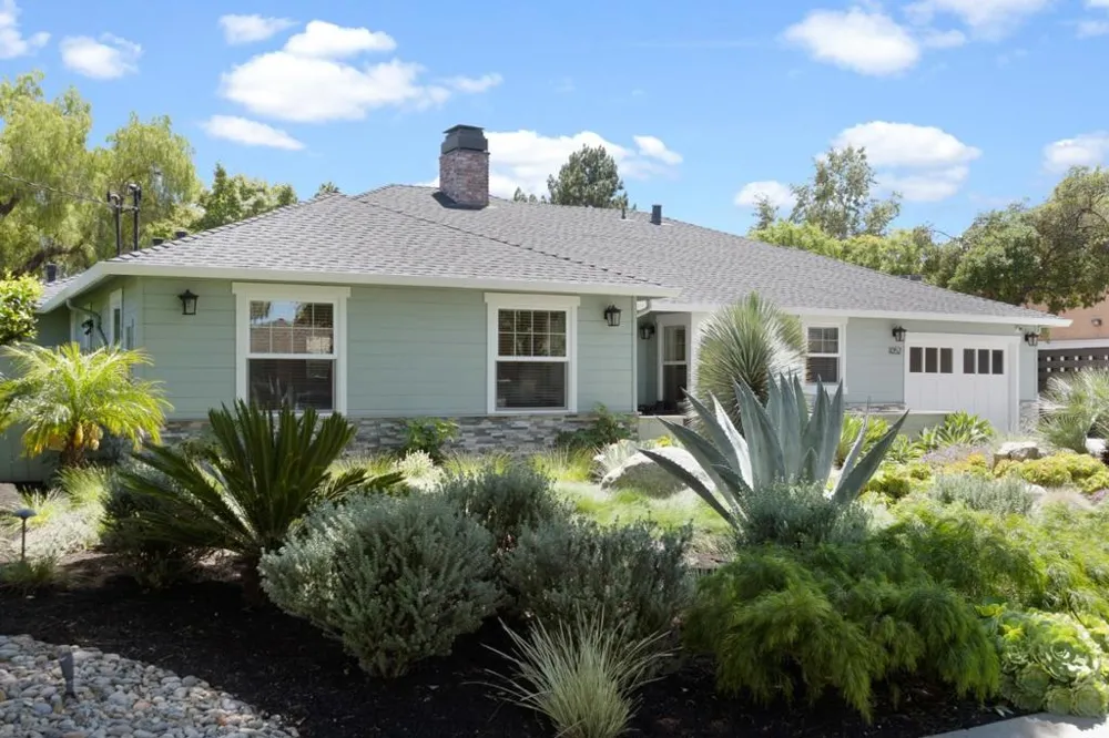 1052 Mcbain Avenue Campbell, CA 95008