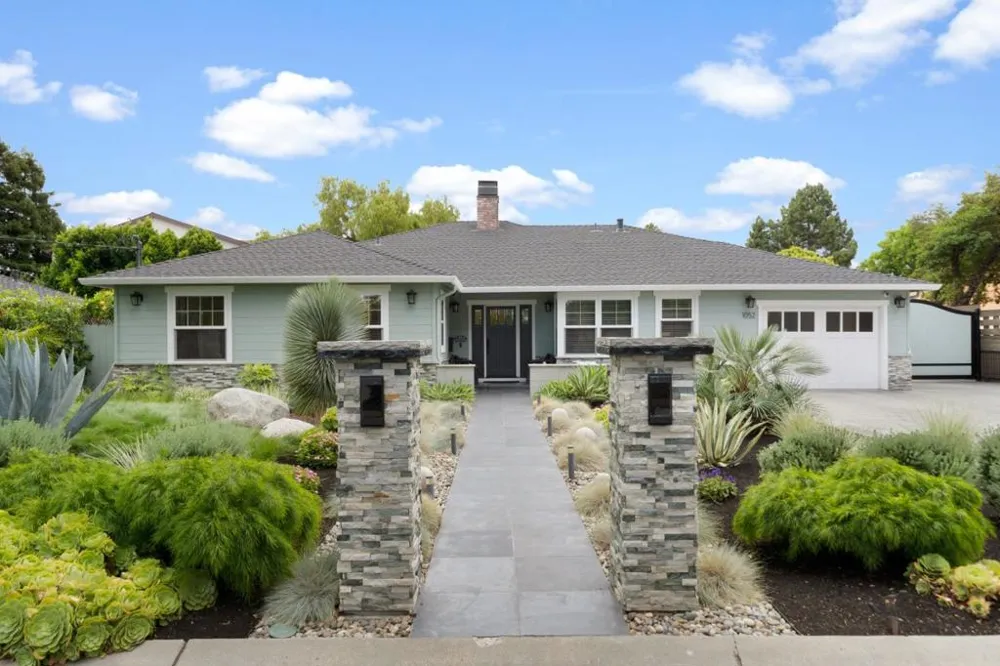 1052 Mcbain Avenue Campbell, CA 95008