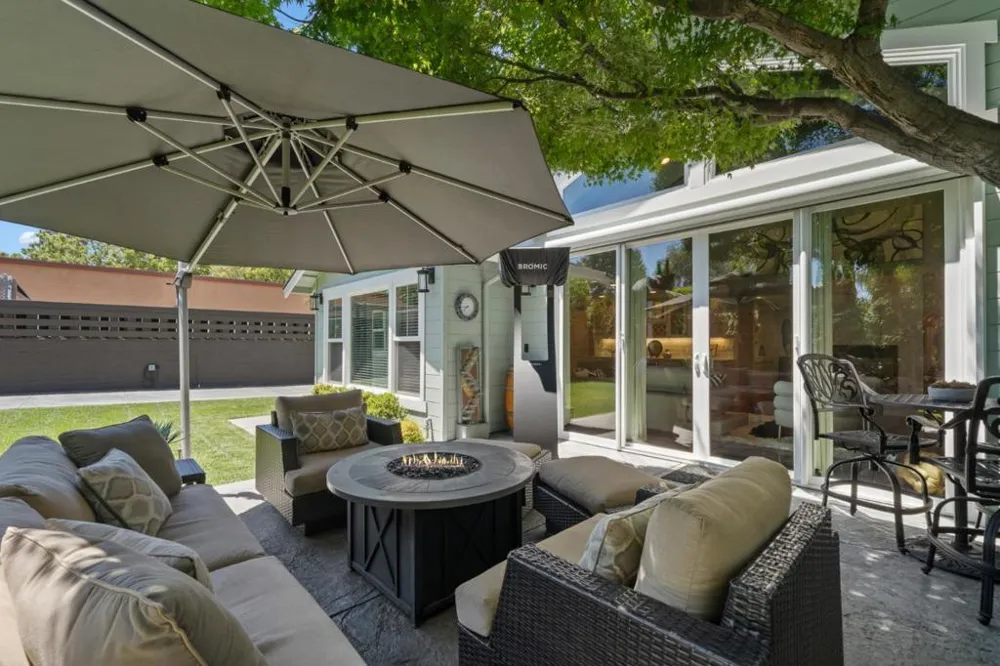 1052 Mcbain Avenue Campbell, CA 95008
