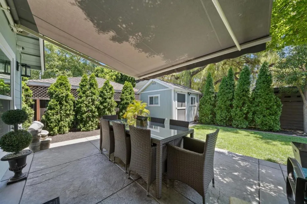 1052 Mcbain Avenue Campbell, CA 95008