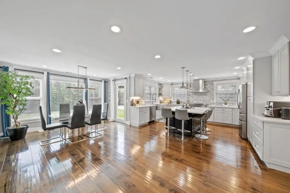 1052 Mcbain Avenue Campbell, CA 95008