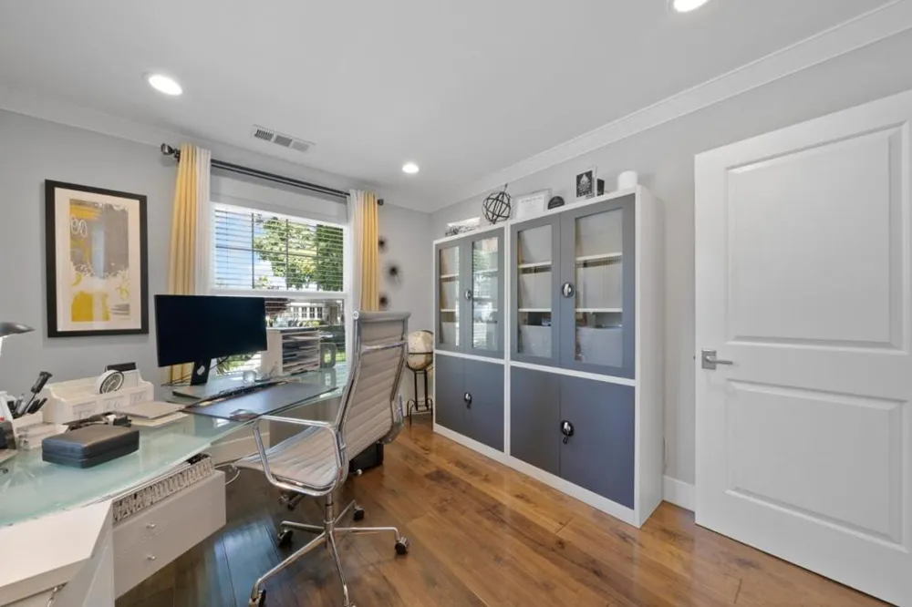 1052 Mcbain Avenue Campbell, CA 95008