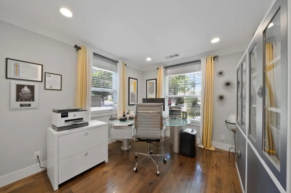 1052 Mcbain Avenue Campbell, CA 95008
