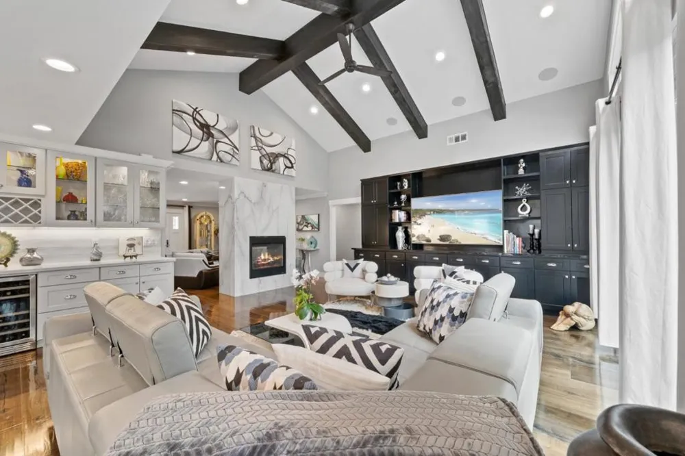 1052 Mcbain Avenue Campbell, CA 95008