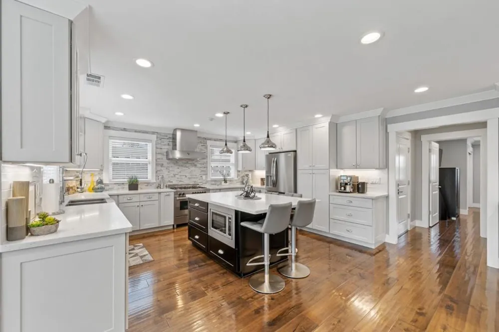 1052 Mcbain Avenue Campbell, CA 95008