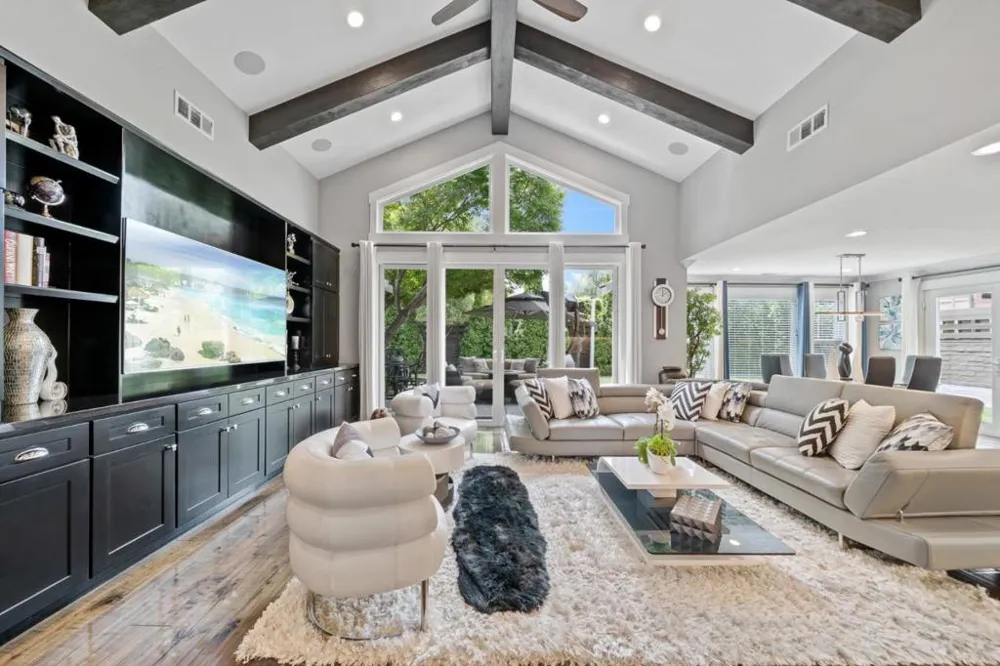 1052 Mcbain Avenue Campbell, CA 95008