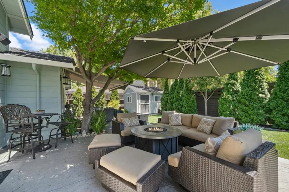 1052 Mcbain Avenue Campbell, CA 95008