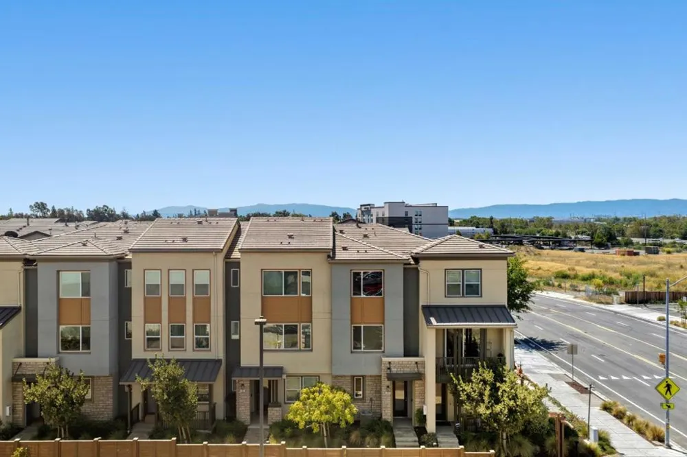 493 Snap Dragon Street Milpitas, CA 95035
