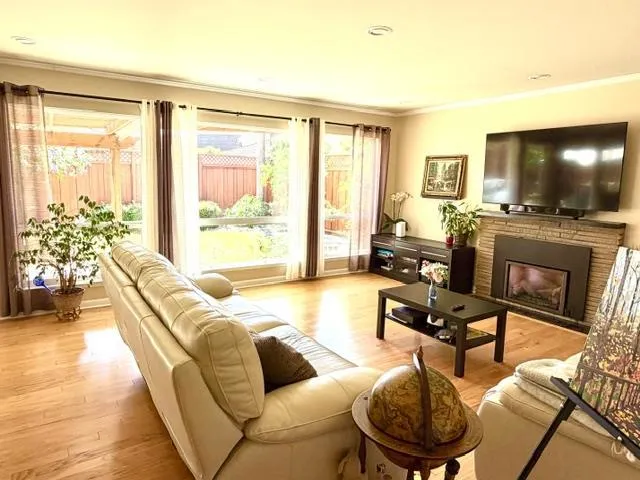 523 Hickory Place Santa Clara, CA 95051