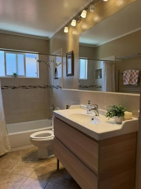 523 Hickory Place Santa Clara, CA 95051