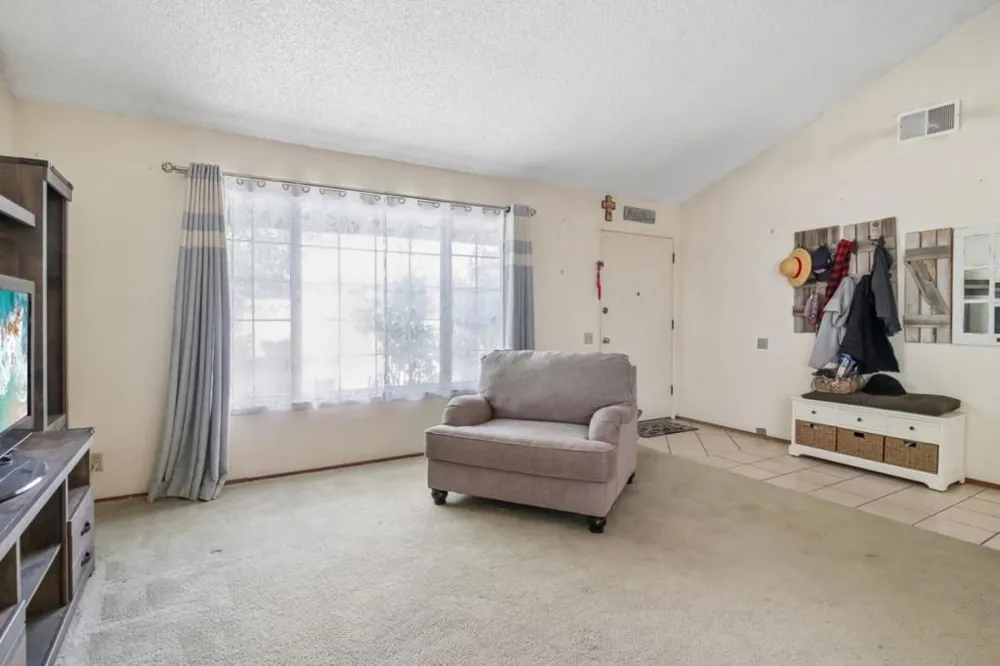 4967 Avenida De Angelina Santa Clara, CA 95054