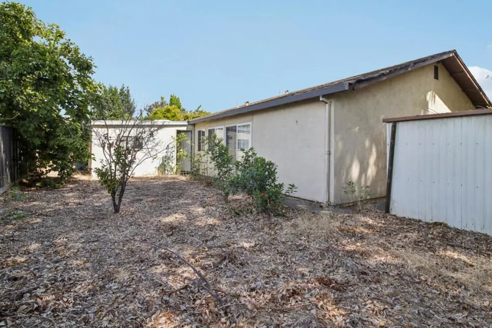 4967 Avenida De Angelina Santa Clara, CA 95054