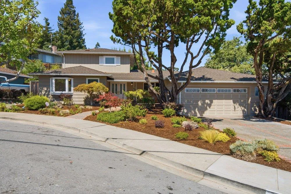 2872 Roland Avenue San Carlos, CA 94070