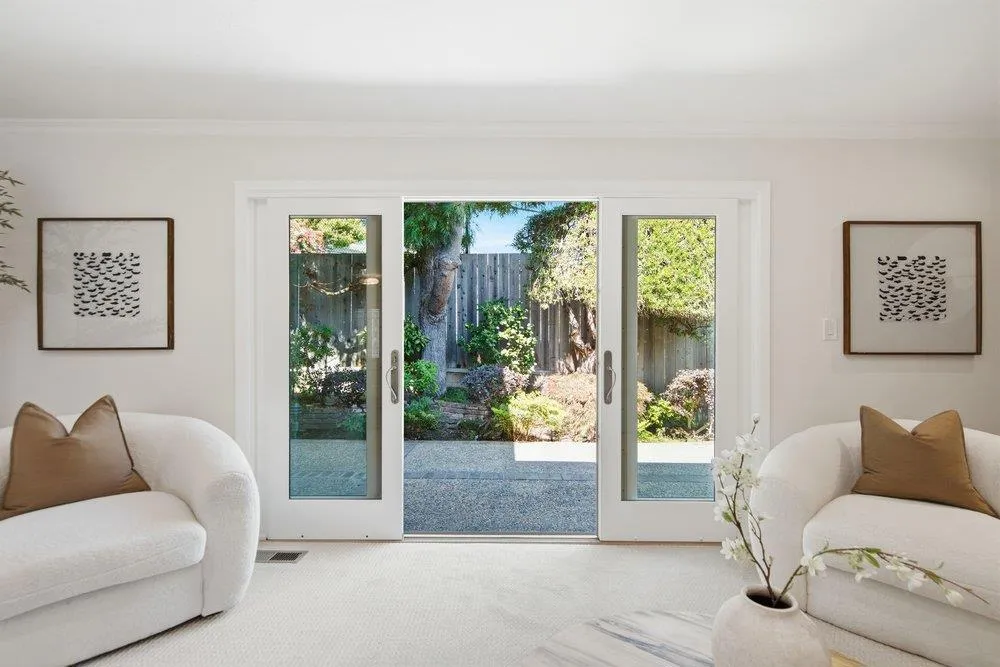 2872 Roland Avenue San Carlos, CA 94070