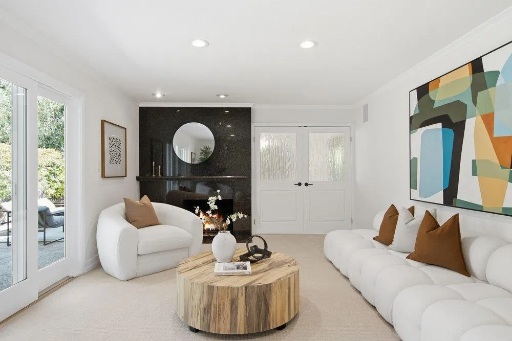 2872 Roland Avenue San Carlos, CA 94070