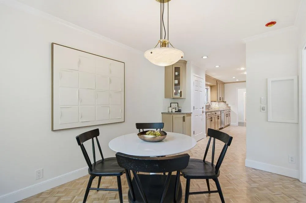 2872 Roland Avenue San Carlos, CA 94070