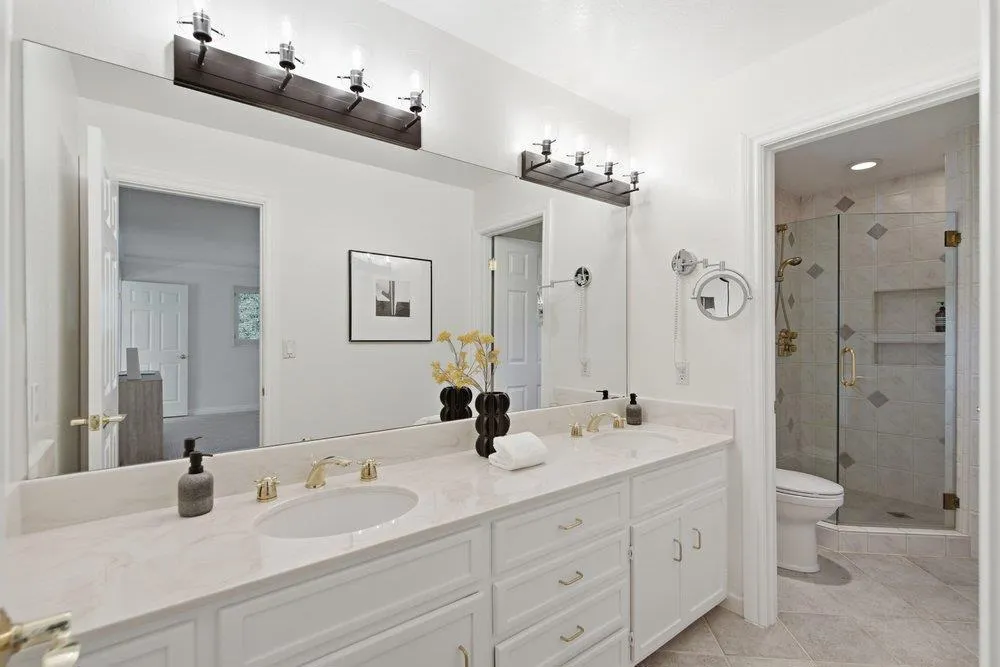 2872 Roland Avenue San Carlos, CA 94070