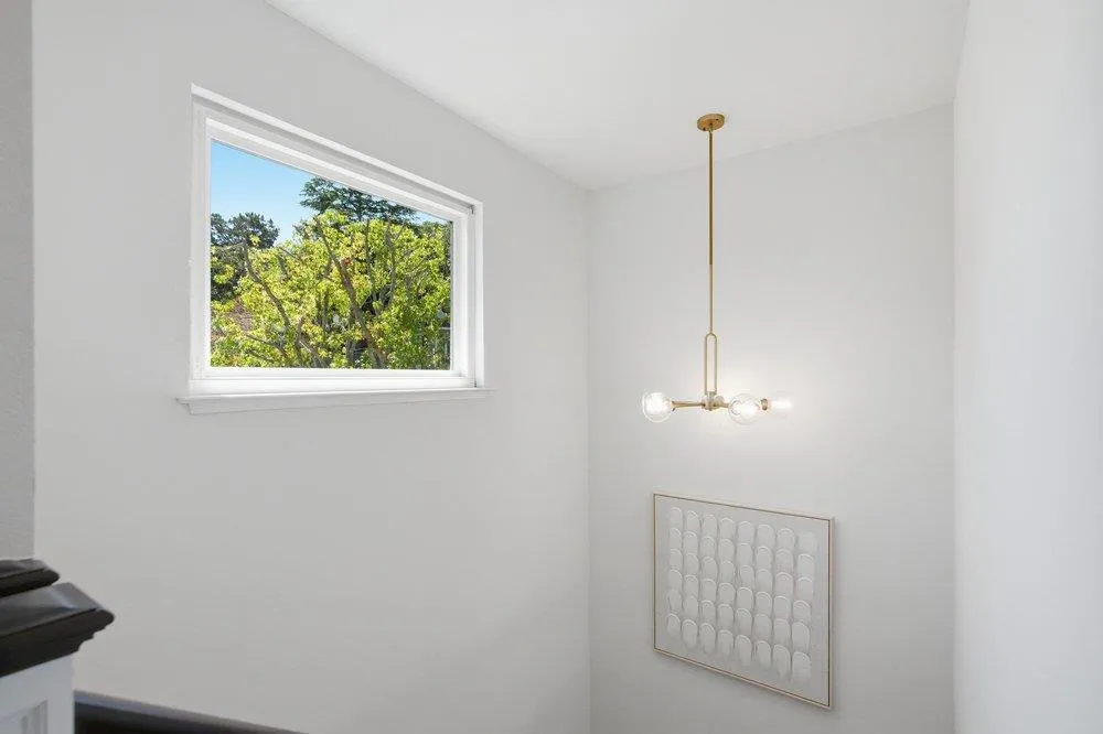 2872 Roland Avenue San Carlos, CA 94070