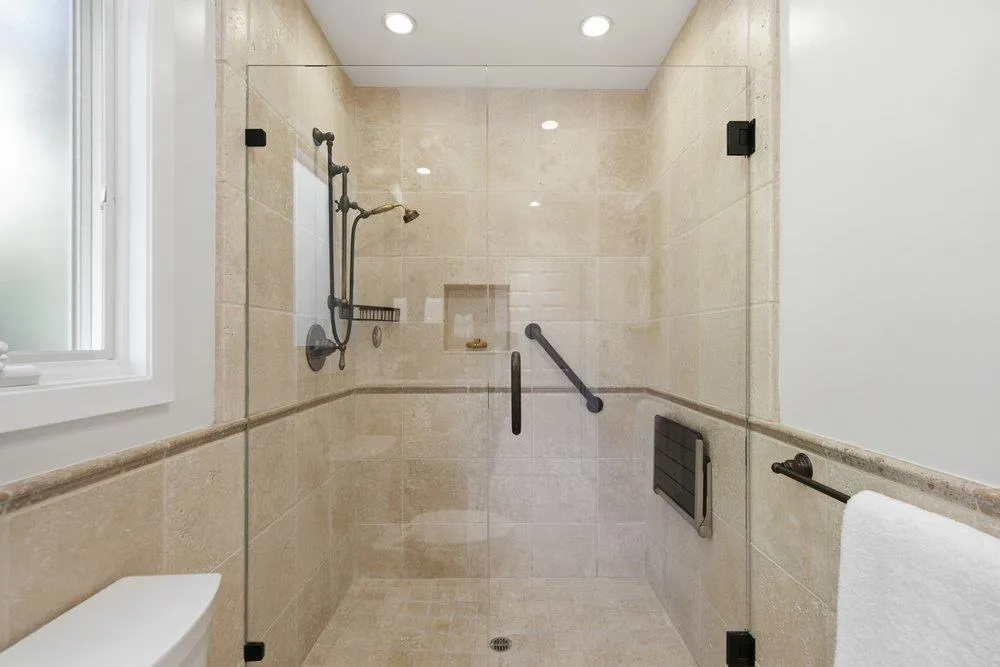 2872 Roland Avenue San Carlos, CA 94070