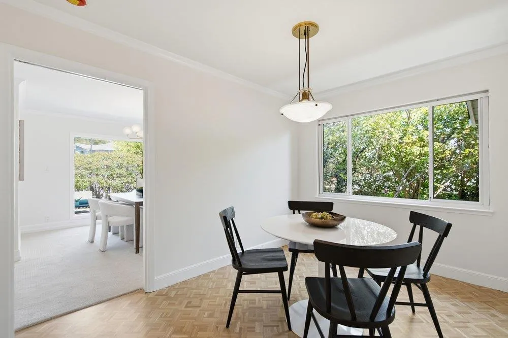 2872 Roland Avenue San Carlos, CA 94070