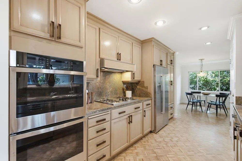 2872 Roland Avenue San Carlos, CA 94070