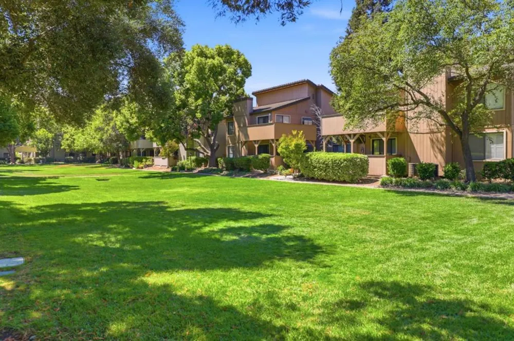 227 Del Monte Lane Morgan Hill, CA 95037