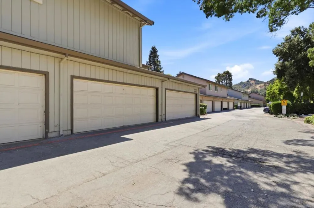 227 Del Monte Lane Morgan Hill, CA 95037