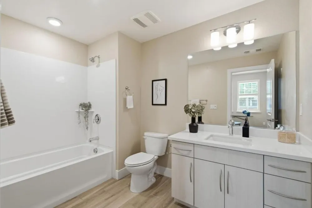 350 Circuit Way Mountain View, CA 94043