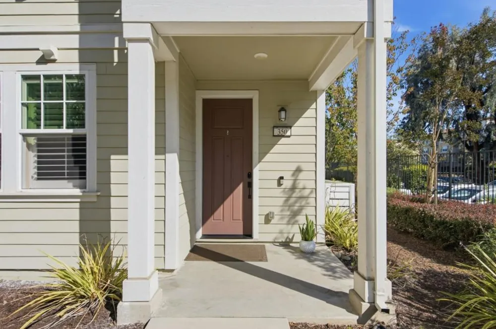 350 Circuit Way Mountain View, CA 94043