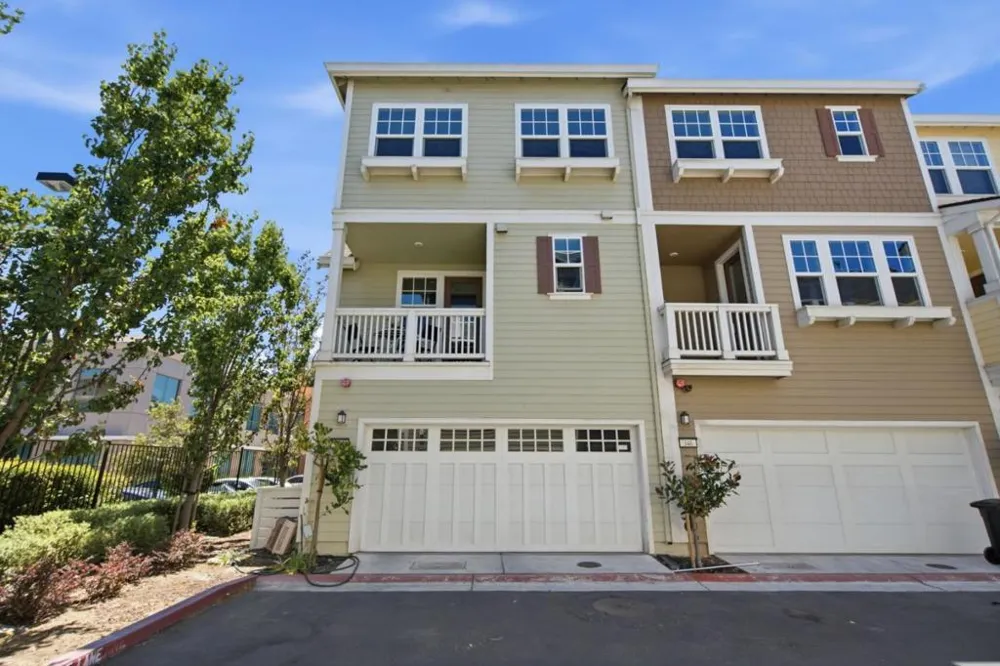 350 Circuit Way Mountain View, CA 94043