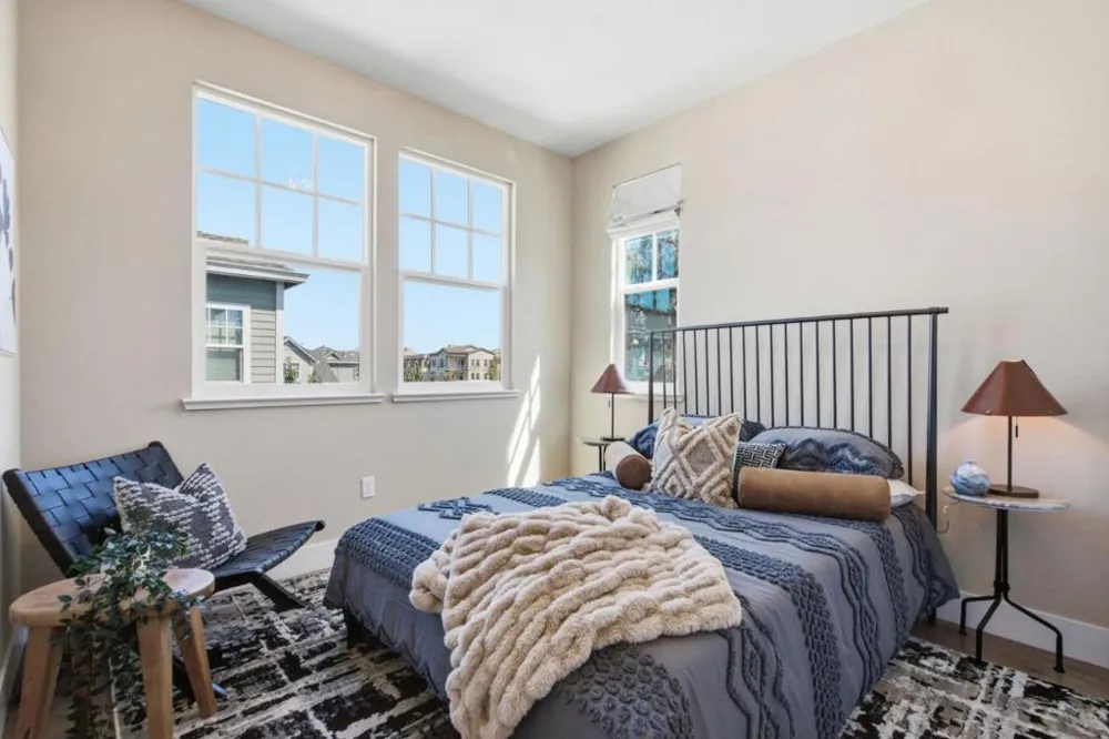 350 Circuit Way Mountain View, CA 94043