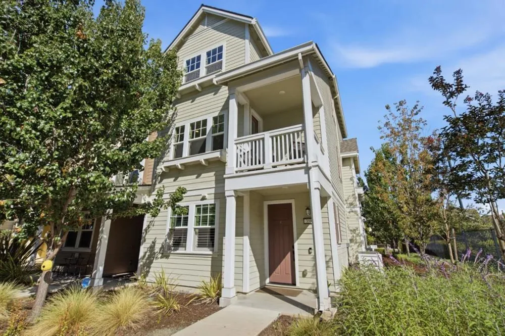 350 Circuit Way Mountain View, CA 94043