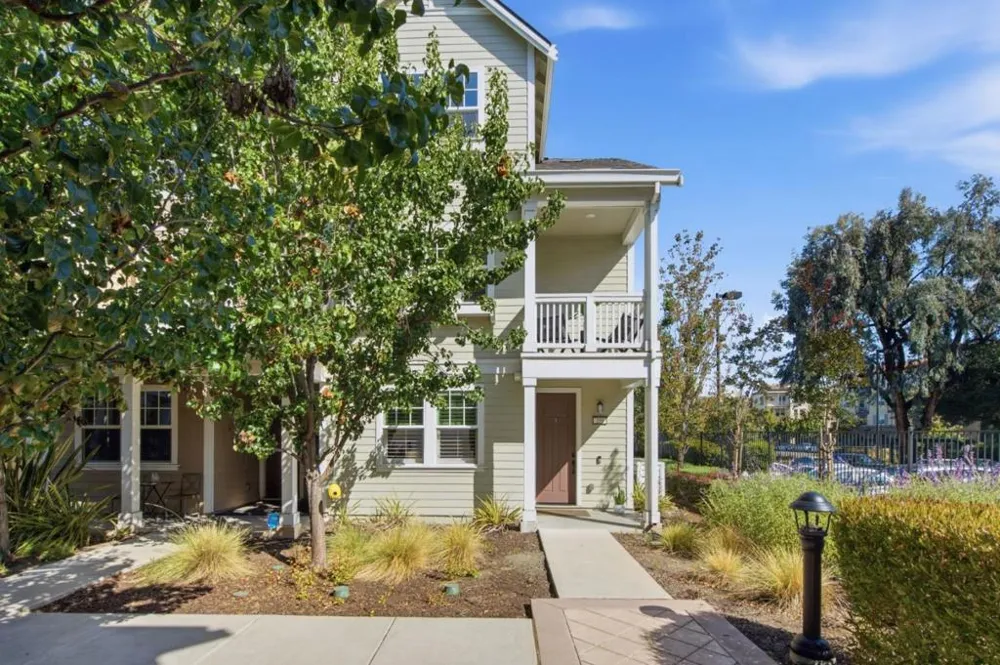 350 Circuit Way Mountain View, CA 94043